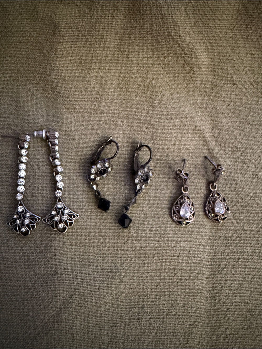 Antique-Style Silver and Black Drop Earrings - Women's Fashion Jewelry